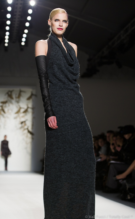 Read more about the article Fall/Winter 2013-2014 Czar by Cesar Galindo Collection at Mercedes-Benz Fashion Week